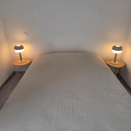 Semesterbostad Charmante Maison Au Calme